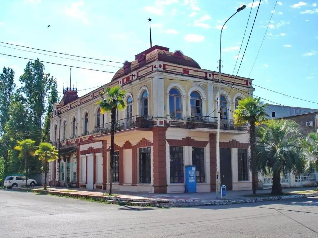 Гудаута: Guest house on Alania St.