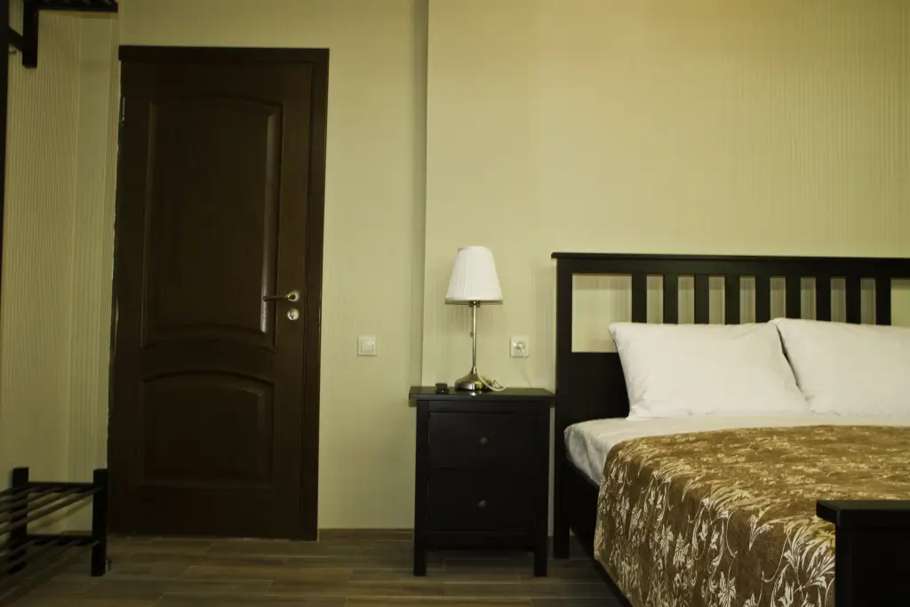Гагра: Hotel Medoviy