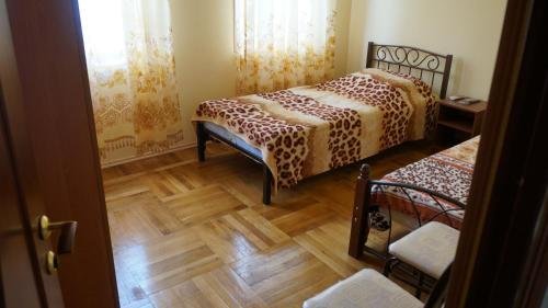 Гагра: Gostevoy Dom na Ulitse Lenina