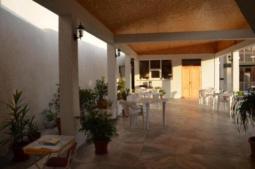 Гагра: Guest House on Ardzinba 91