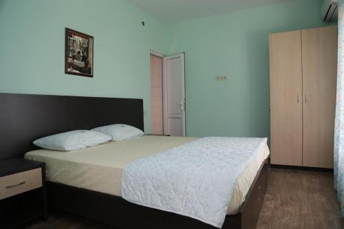 Цандрыпш: Guest House on Oktyabrskaya 356