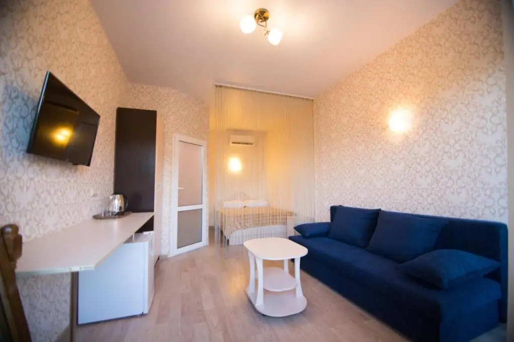 Цандрыпш: Singer Hotel