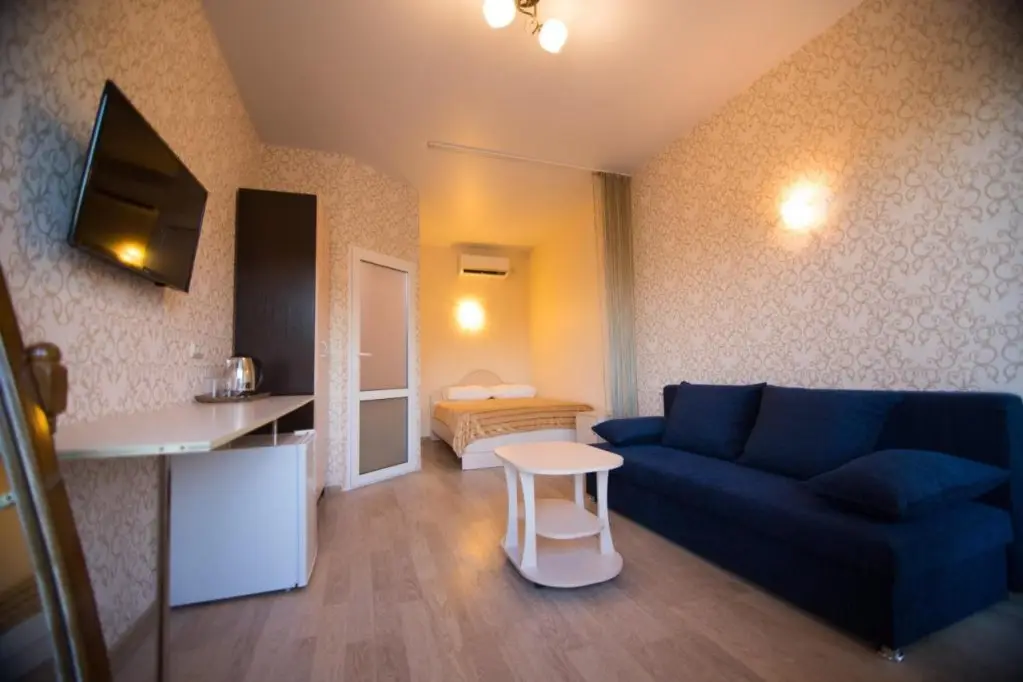 Цандрыпш: Singer Hotel