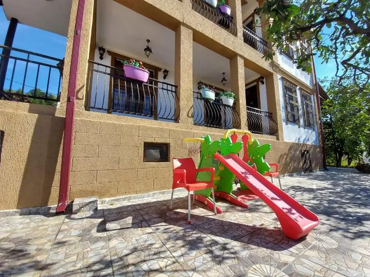 Гагра: Esmeralda Guest House