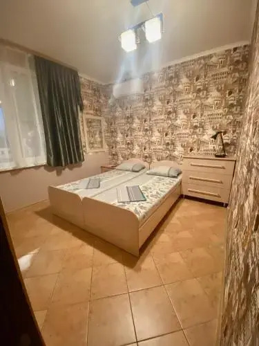 Гагра: Margo's Lodge