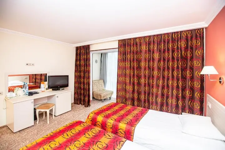 Гагра: Отель Alex Resort & Spa Hotel