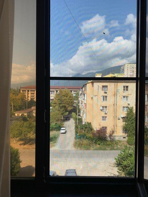 Гагра: Сдаётся 3х-комнатная квартира в г. Гагра