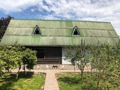 Молочный: Pitsunda Valentina house