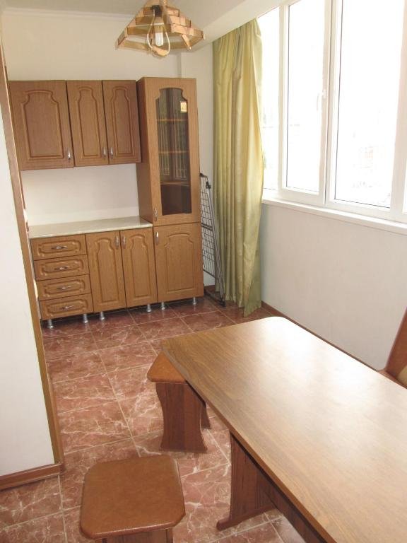 Гагра: On Abasgaa 43 3 Apartment