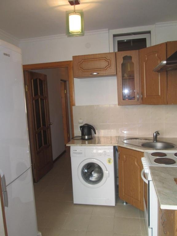 Гагра: On Abasgaa 43 3 Apartment
