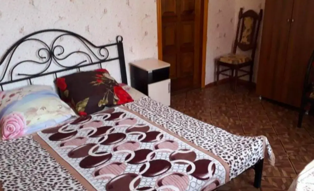Гагра: Guest House Leon