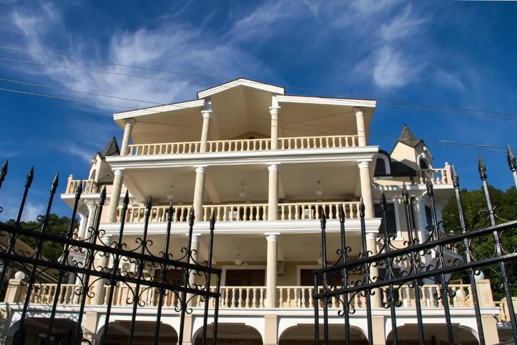 Гагра: Hotel San Arda