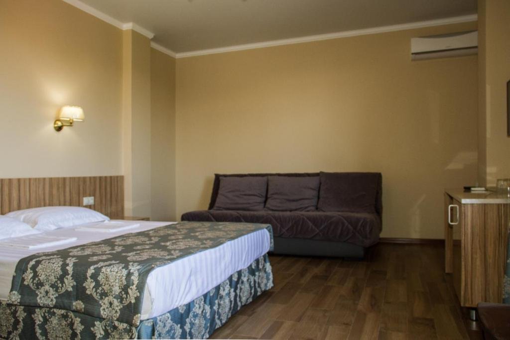 Гагра: Hotel San Arda
