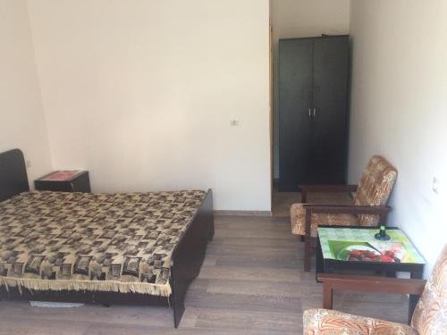 Гагра: LAD Guest House