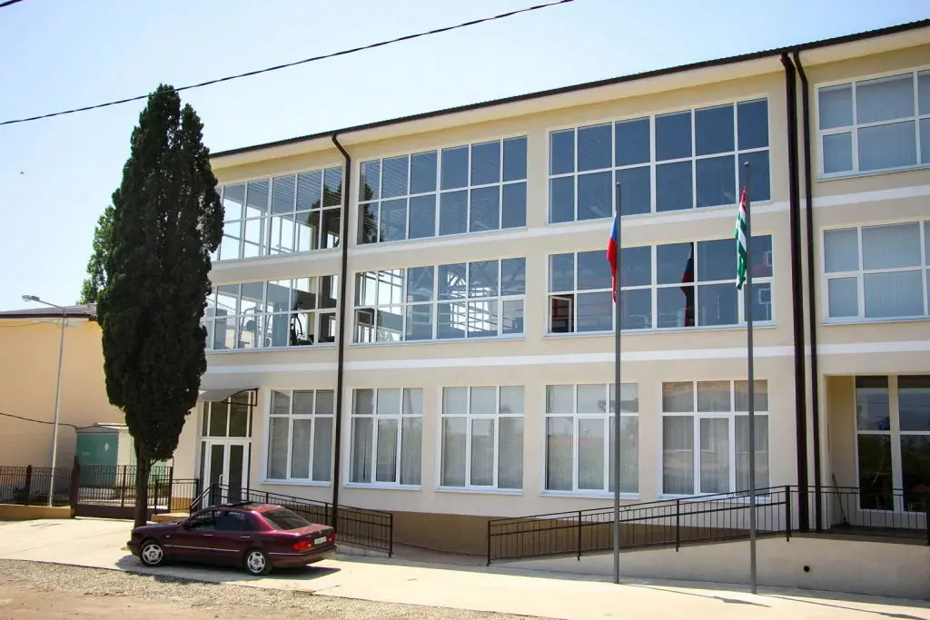 Очамчира: Zhemchuzhina (Abhazija)