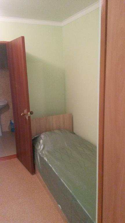 Сухум: Guest house Zhemchuzhina