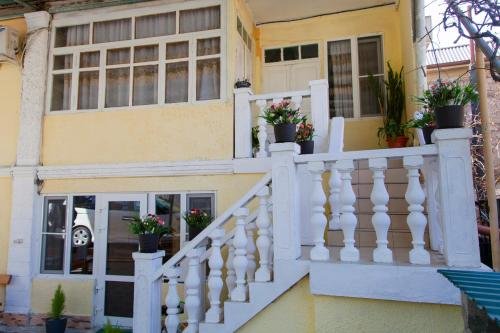 Гагра: Guesthouse U Angely