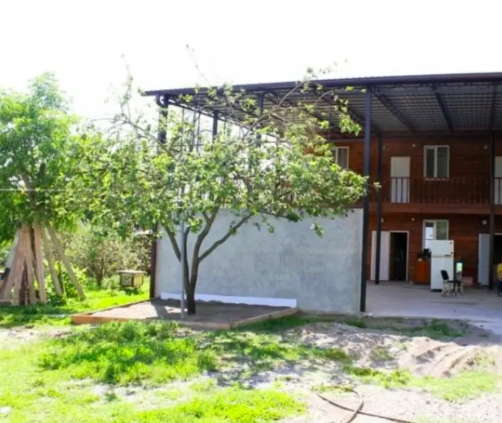 Алахадзи: U Artema Guest House