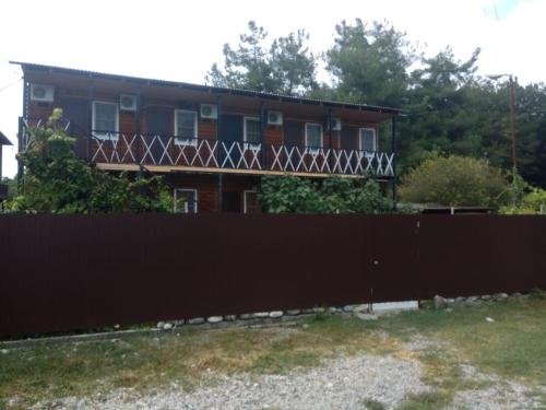 Pizunda Guest House — фото 1