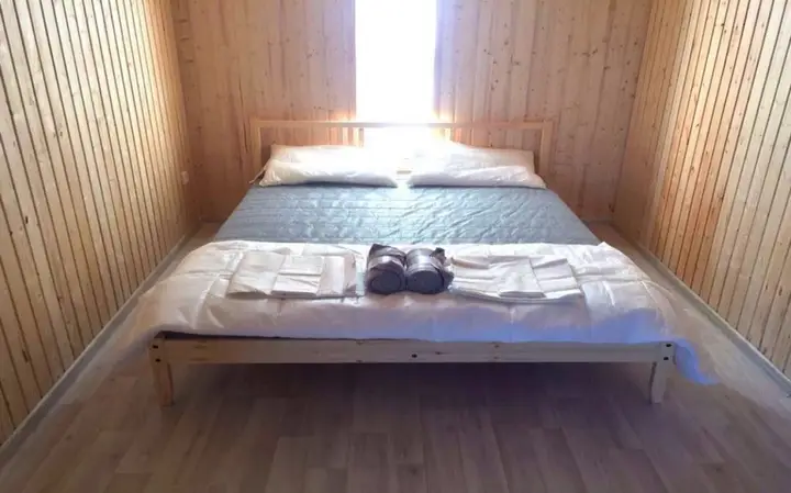 Лдзаа: Pine Beach Hotel