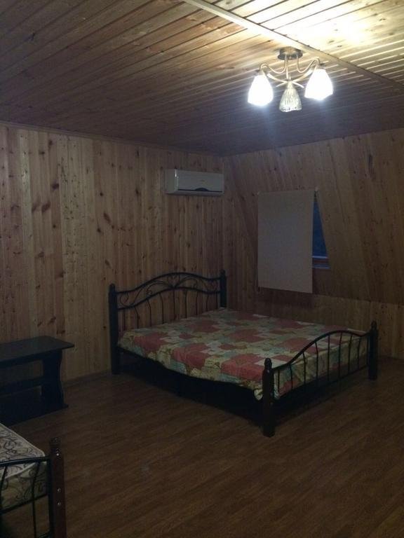 Молочный: House Gochua 9