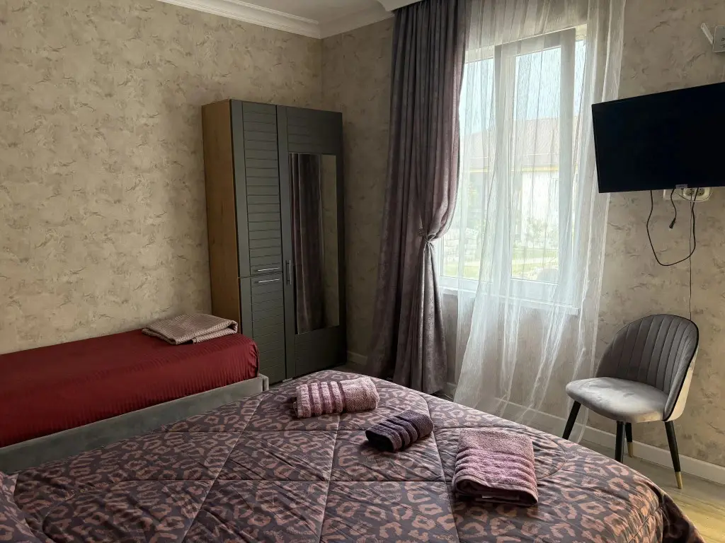 Лдзаа: Guest House Panorama
