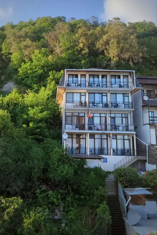Золотая бухта: Riviera (Ривьера)