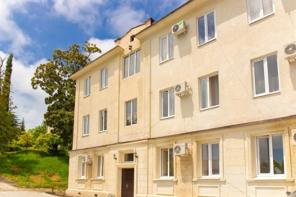 Холодная Речка: Kholodnaia Rechka Sanatorium — Reprua Building