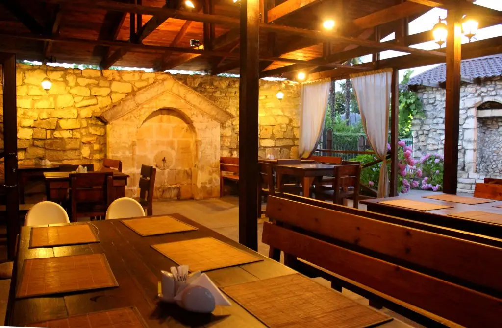Бабушара: Alaku Hotel