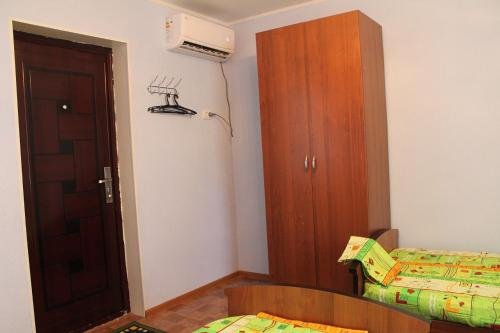 Гагра: Guesthouse on Chanba 5a