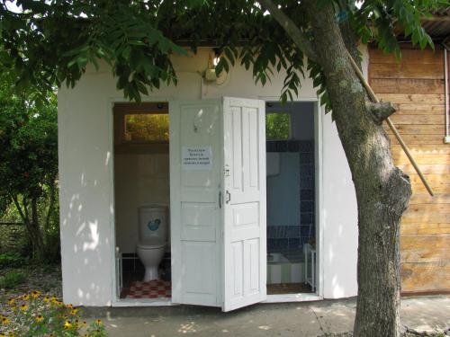 Лдзаа: Guest House on Nazadze 41A