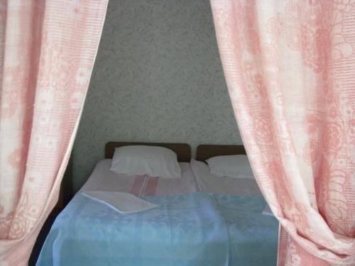 Лдзаа: Guest House on Nazadze 41A