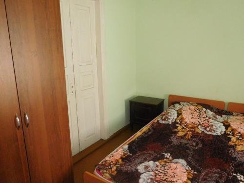 Сухум: Guesthouse on Adleiba 77