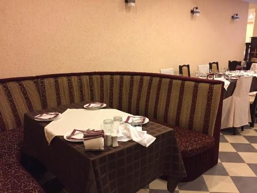 Золотая бухта: Mramorny Zamok Hotel