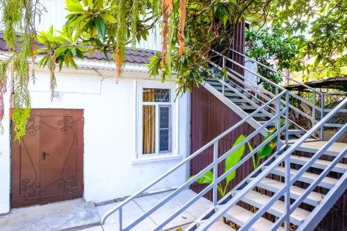 Guest House ASTRA — фото 1