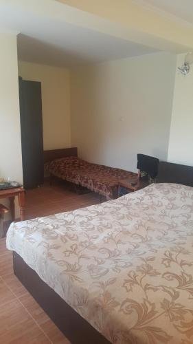 Алахадзи: On Eshba 61 Guest House