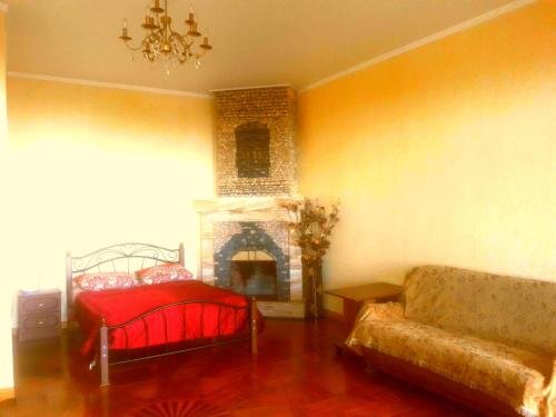 Гагра: Guest house on generala Dbar 109A