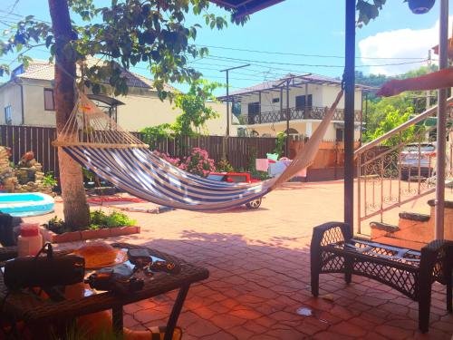 Сухум: Guest house Tali on Dermanovskogo 42