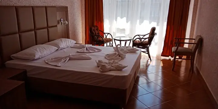 Гагра: Magnolija