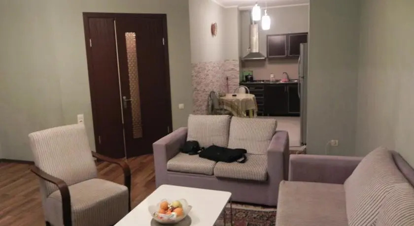 Батуми: Apartments Ekaterine