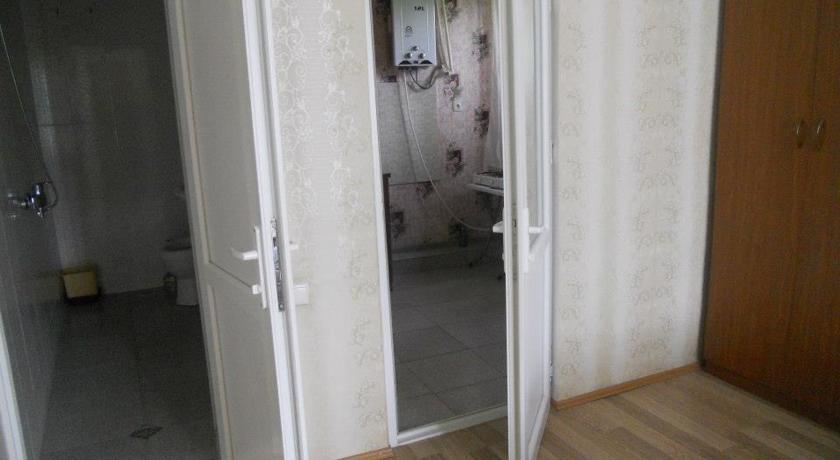 Сурами: Hotel Lizi
