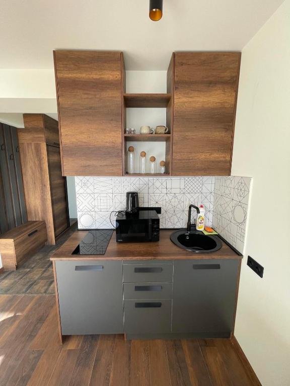 Гудаури: Colorful one-bedroom apartment in New Gudauri
