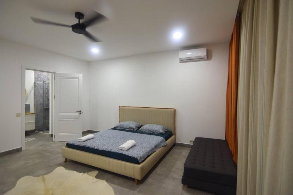 Шекветили: Kaprovani Brick House 100M to Beach