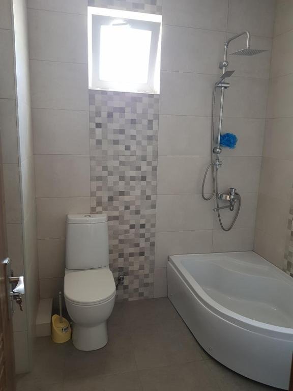 Тбилиси: 156 Mirian Mefe Street Apartment