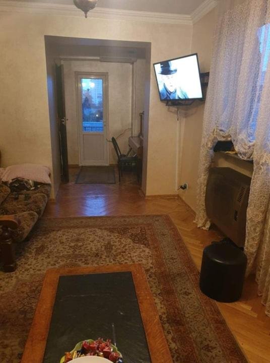 Батуми: 3-X Komnatnaia Kvartira,3-X Spalnii