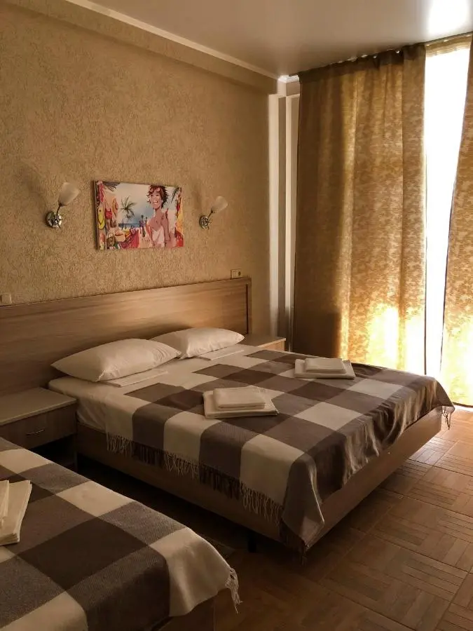 Анапа: Guest House August