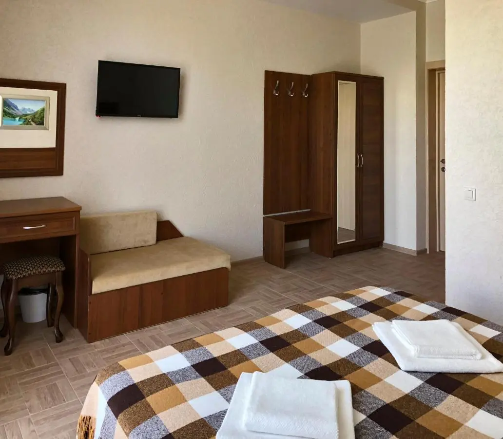 Анапа: Guest House August