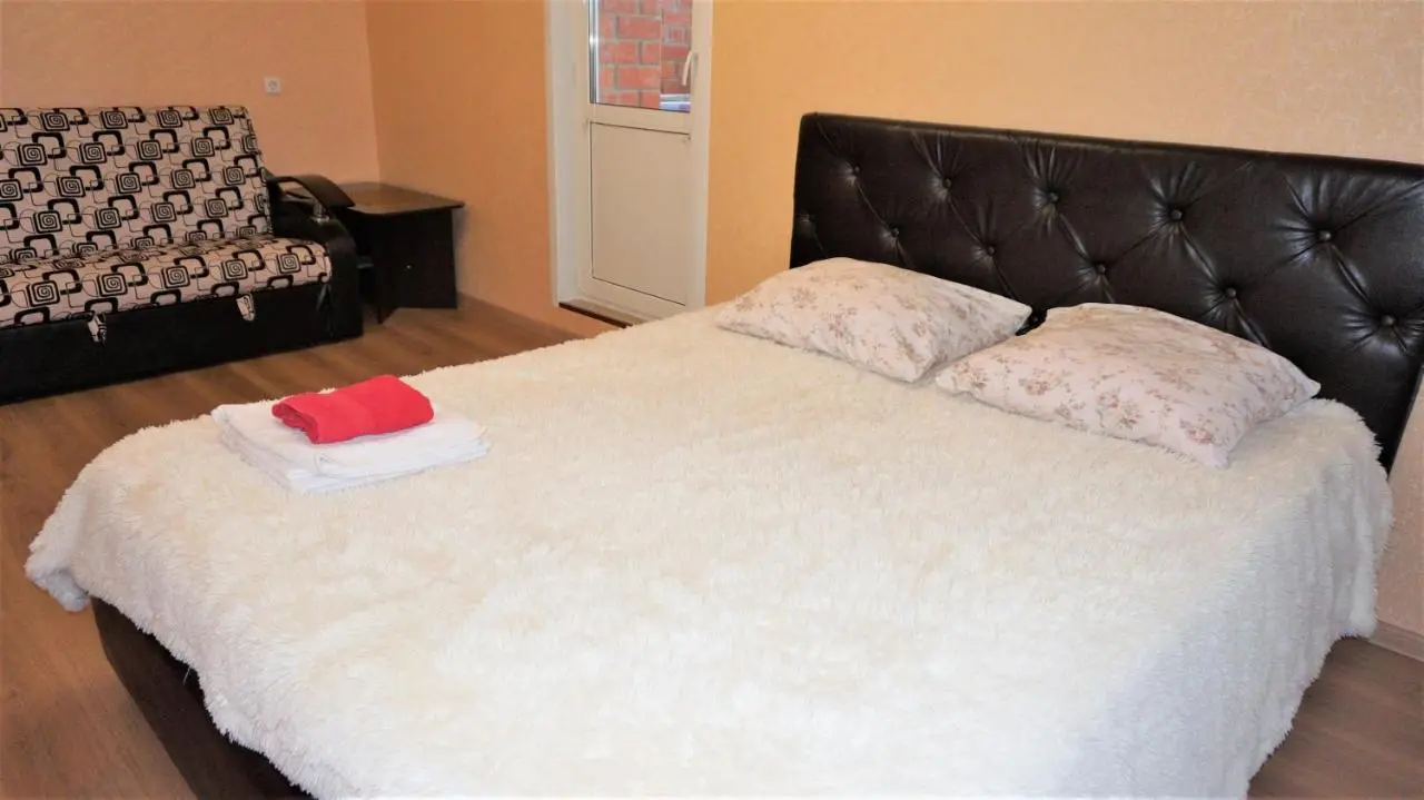 Владимир: Apartment Over The City