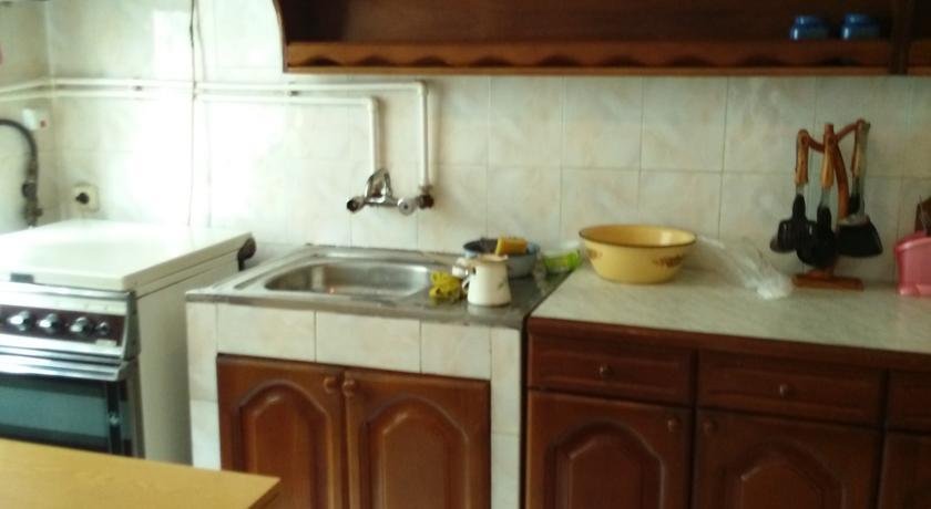 Батуми: Guest House Nodari
