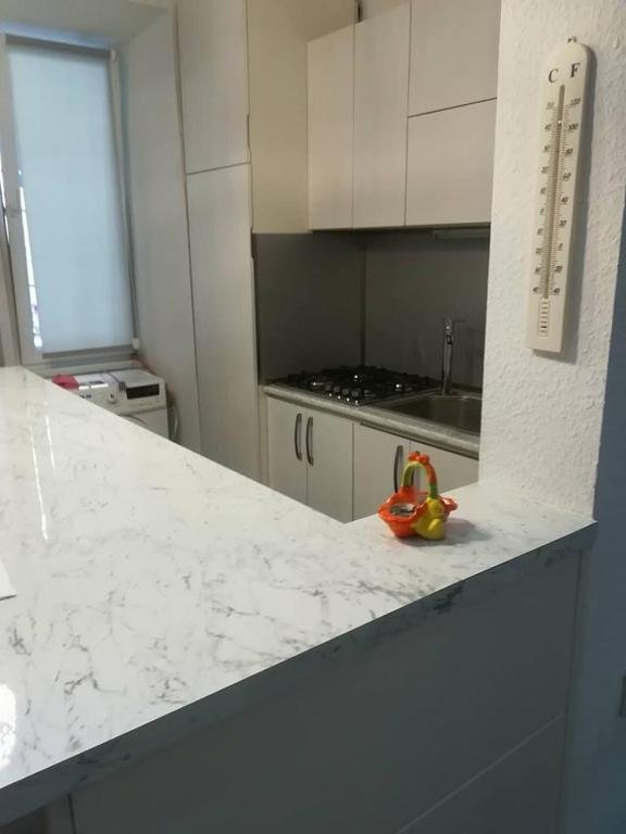 Тбилиси: Apartment near Freedom Square